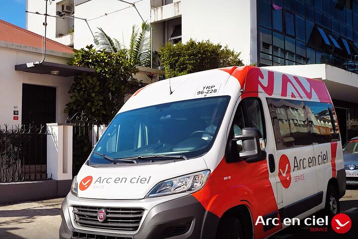Airport Transfer: Noumea to La Tontouta International Airport