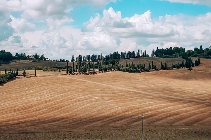 Hidden Castles & Chianti Wine Experience– Small Group