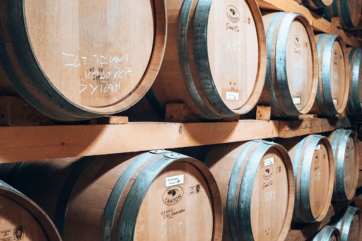 Hidden Castles & Chianti Wine Experience– Small Group