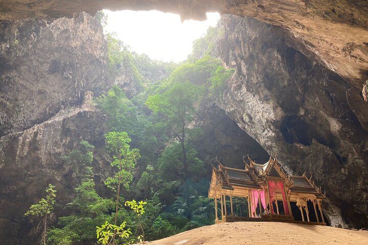 Sam Roi Yod National Park & Praya Nakhon Cave Private Tour from Hua Hin