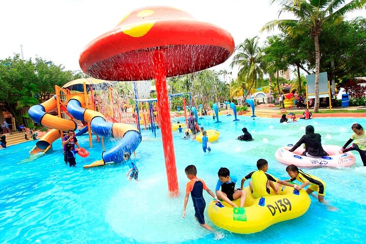 Malaysia: A'famosa Melaka Ticket