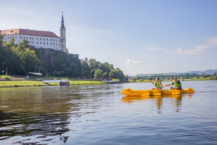 Canoeing on the Elbe river from Děčín to Bad Schandau
