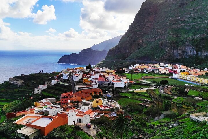Full Day Guided Tour to La Gomera from Tenerife