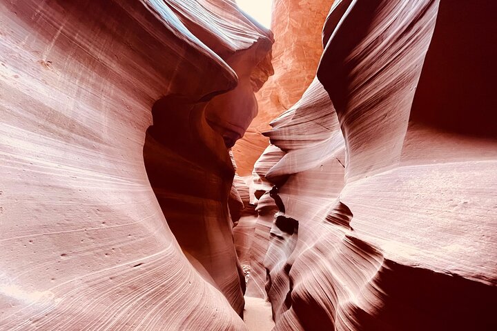 Award-Winning Lower Antelope Canyon, Horseshoe Bend 1-Day W/Wi-Fi