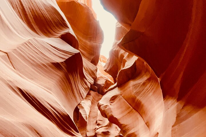 Award-Winning Lower Antelope Canyon, Horseshoe Bend 1-Day W/Wi-Fi