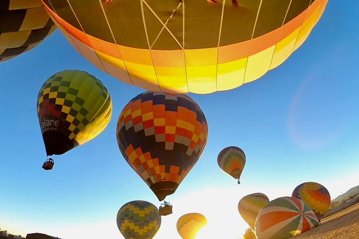 Teotihuacan Hot Air Balloon Flight from Mexico City / Volare