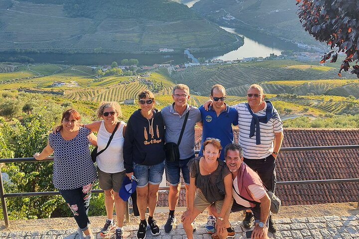 Private Douro 4x4 Adventure with Winery, Lunch & River Cruise