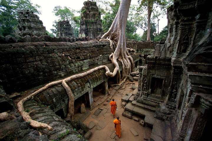 Phnom Penh to Siem Reap by Private Car or Minivan