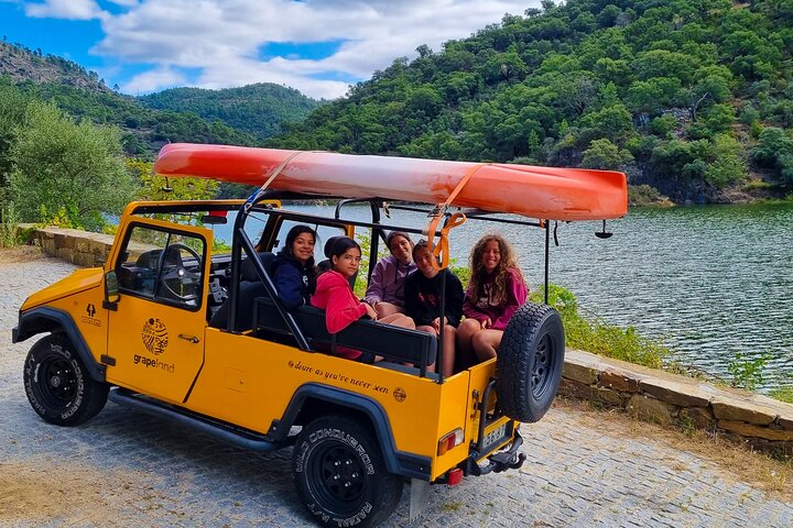 Private Douro 4x4 Adventure with Winery, Lunch & River Cruise