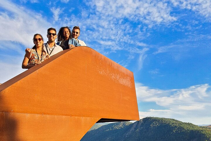 Private Douro 4x4 Adventure with Winery, Lunch & River Cruise