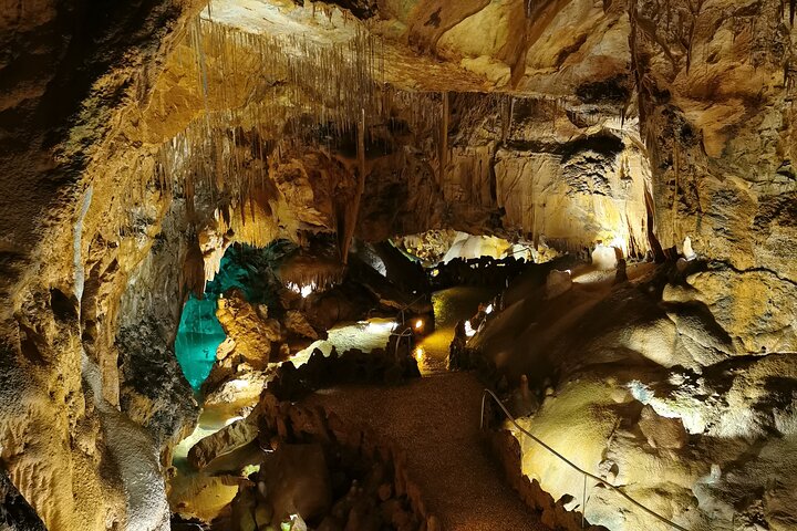 Natural Heritage, Caves, Water Springs and Salt Pans from Nazaré