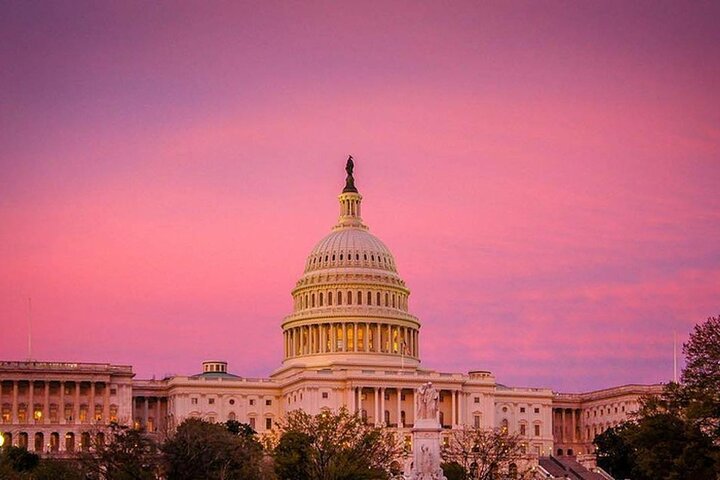 Washington DC Monuments Tour by Electric Cart – Day & Night