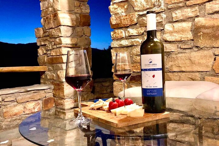 Wine Tasting and Tour in Saint Anna Winery in Naxos