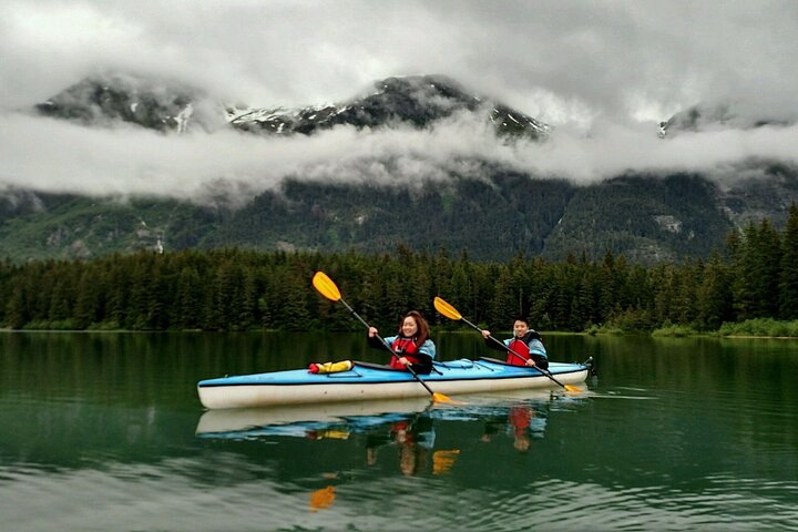 Chilkoot Lake Kayaing - Departing from Haines.