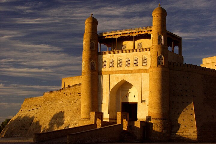 Uzbekistan 4 Days Private Tour Tashkent-Bukhara-Samarkand-Tashkent bullet train