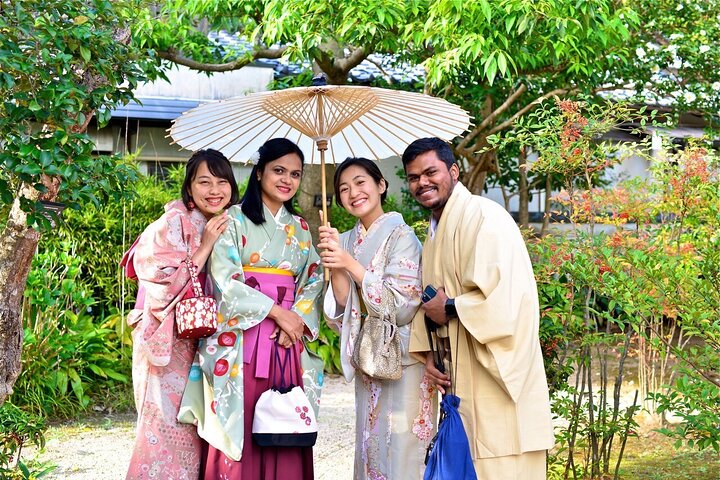 Private Kimono Elegant Experience in the Castle Town of Matsue