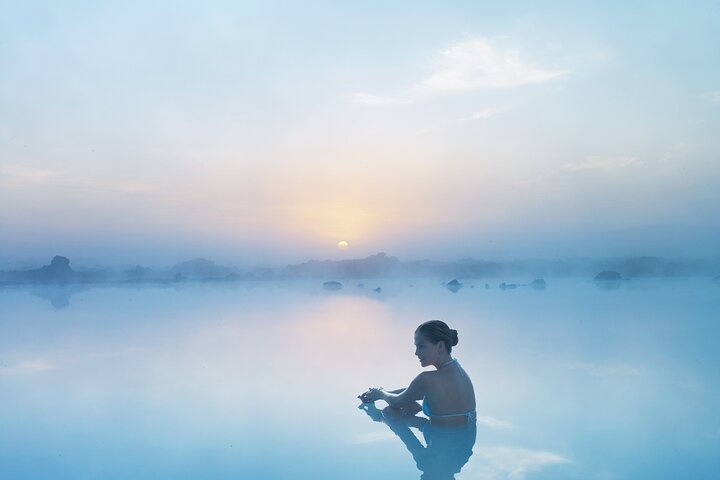 Blue Lagoon Admission with Mask, Drink, Transfers from Reykjavik