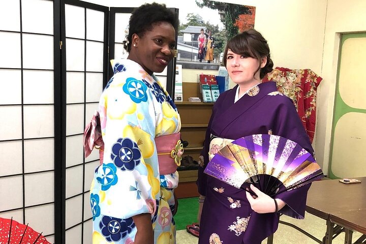 Private Kimono Elegant Experience in the Castle Town of Matsue