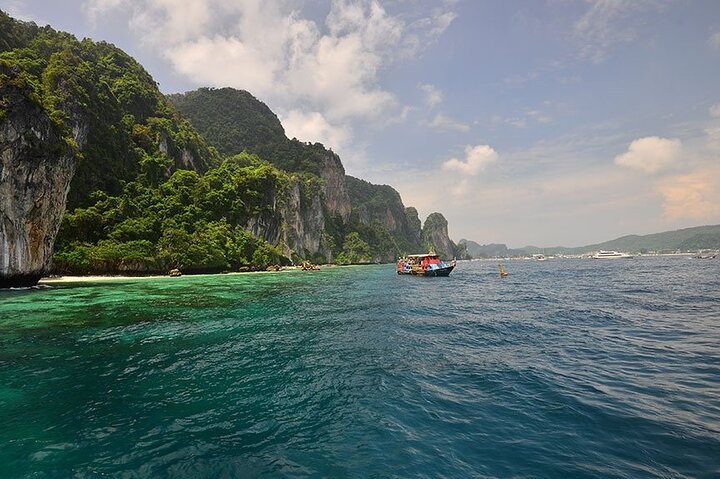 Phi Phi Island Half Day Tour From Phi Phi by Longtail Boat