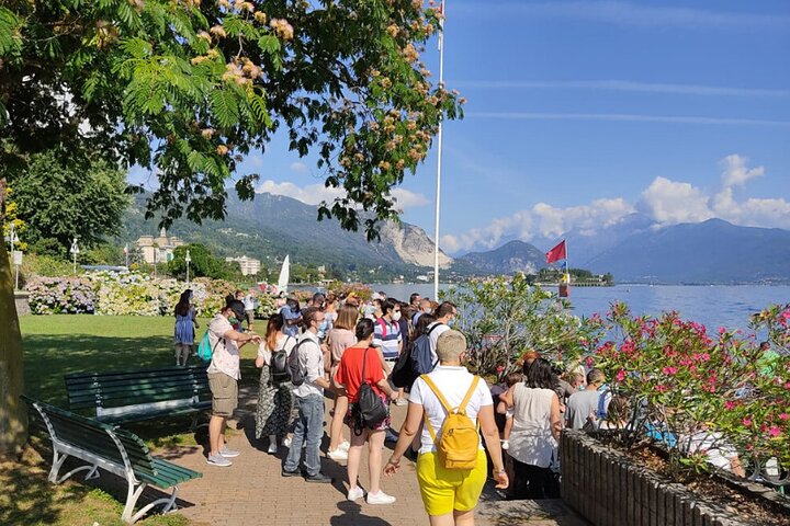 Stresa: Isola Pescatori and Isola Bella Hop-on Hop-off boat tour