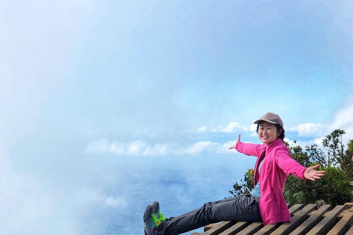 Horton Plains-World's End Tour From Nuwaraeliya