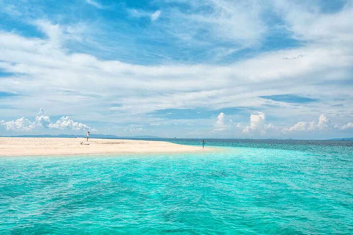 Snorkeling Phi Phi Islands Tour From Phi Phi by Speedboat