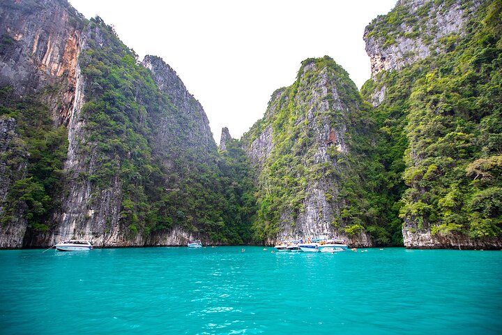 Snorkeling Phi Phi Islands Tour From Phi Phi by Speedboat