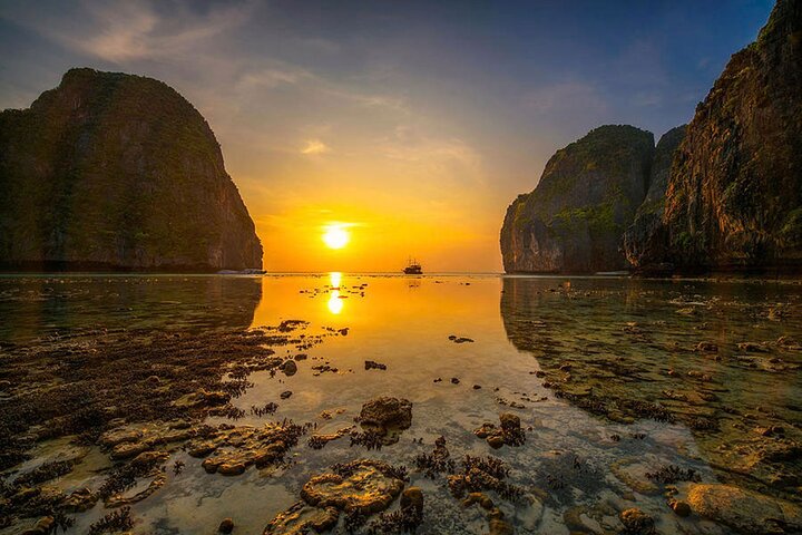 Snorkeling Phi Phi Islands Tour From Phi Phi by Speedboat