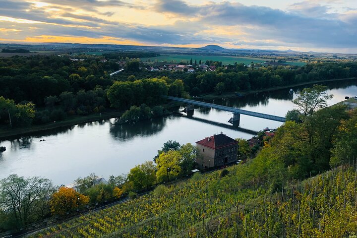 Private Bohemia Wine Tour from Prague with Gourmet Tastings