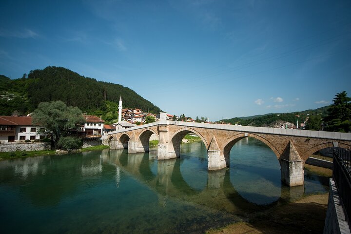 Sarajevo to Split (or opposite): Transfer With Herzegovina Tour