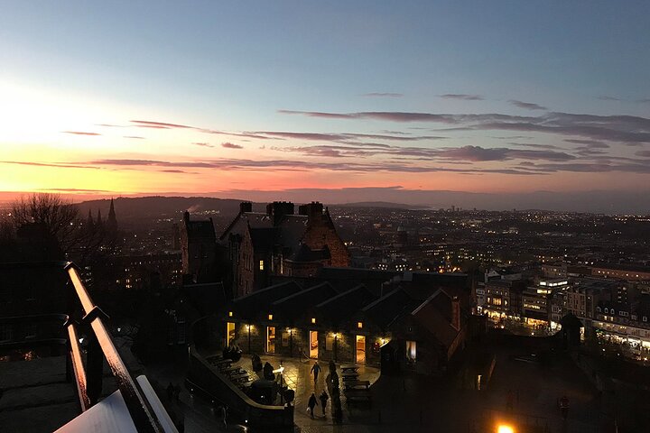 Edinburgh Castle: Guided Walking Tour with Entry Ticket