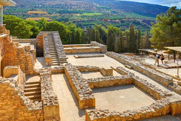 Heraklion & Knossos Guided Tour from Rethymnon