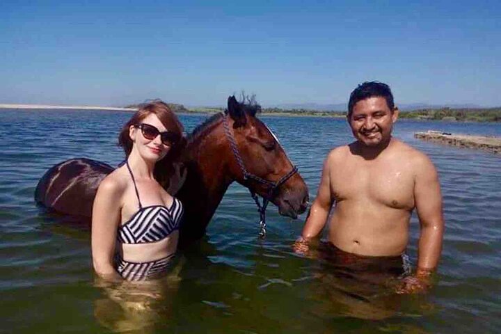 Beach Horseback Riding Adventure in Copalita, Huatulco