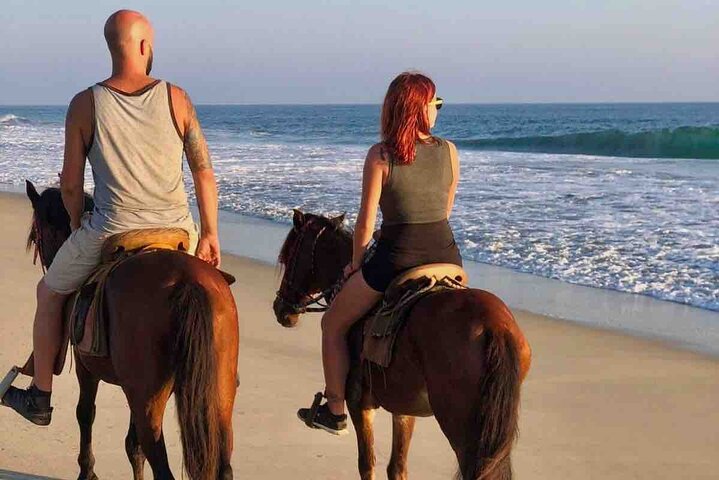 Beach Horseback Riding Adventure in Copalita, Huatulco
