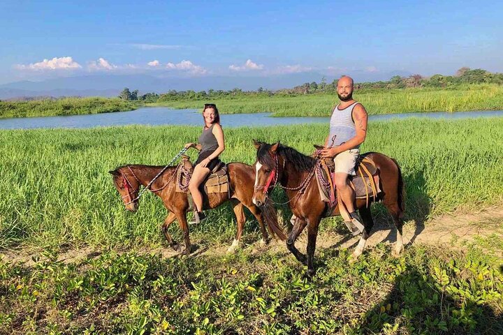 Beach Horseback Riding Adventure in Copalita, Huatulco