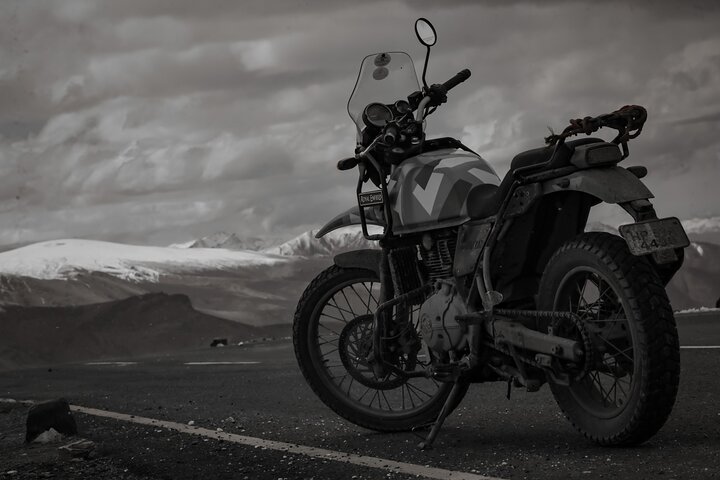 Leh Ladakh Motorcycle Tour - 7 Days Of Ultimate Thrill