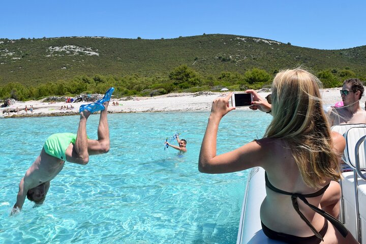 Zadar: The Best of Dugi Otok - Shipwreck, Sandy Beach & Sea Cave