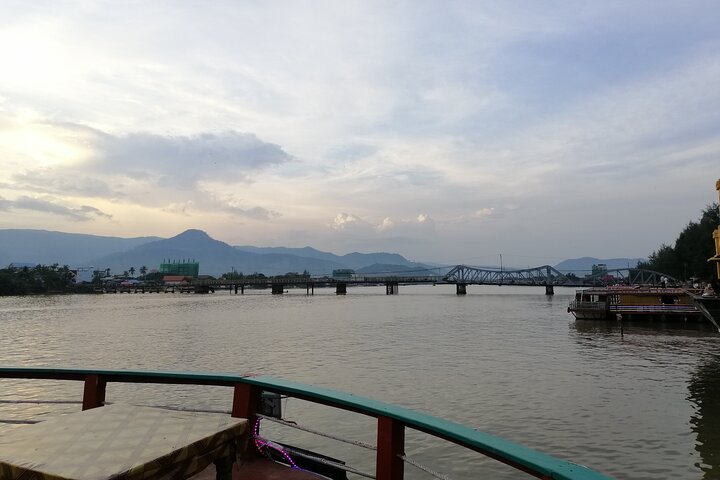 Kampot Pepper Tour, Salt Field, Cave Temple, Secret Lake
