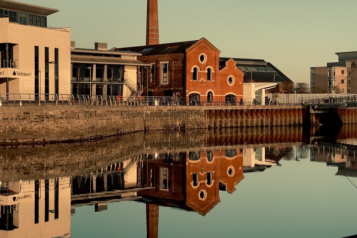 Swansea Tour App, Hidden Gems Game and Big Britain Quiz (1 Day Pass) UK