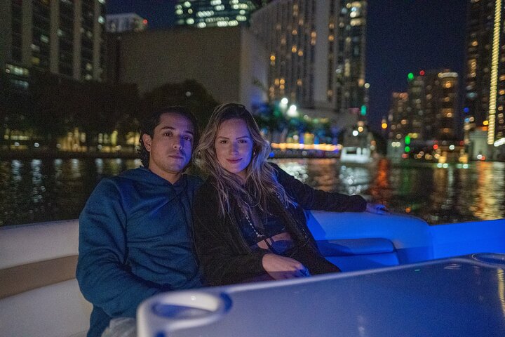 Miami: 2 Hour Private Yacht Cruise