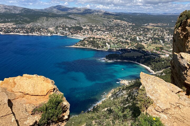 Private Full Day Wine Tour in Provence from Toulon Cruise Port