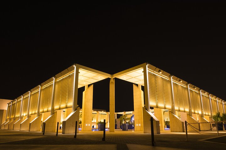 Full Day Sightseeing Tour in Bahrain