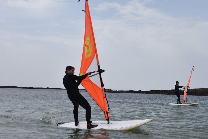 Windsurf classes in Fuerteventura