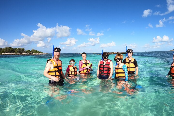 3 Hours VIP Semiprivate Tour Isla Mujeres Full Snorkeling Experience