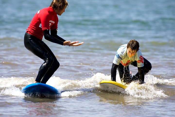 Beginner Surf Lesson in Newquay, Cornwall
