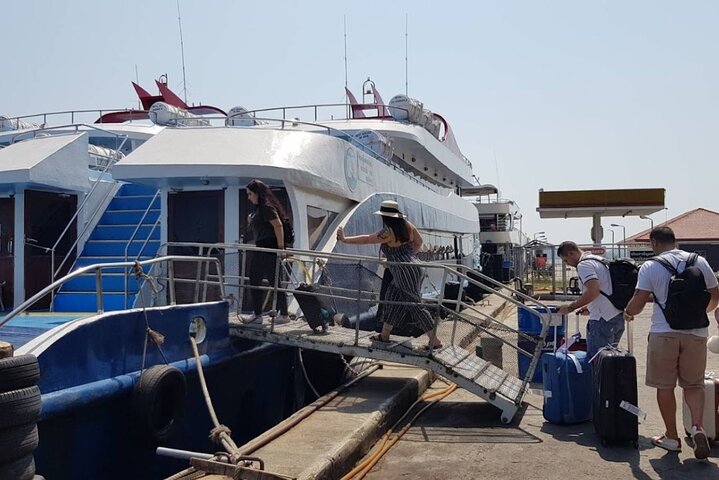 Phi Phi Island To Phuket By Phi Phi Cruiser