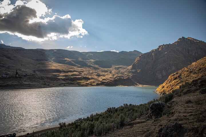 Saturday Hikes (Group Departures)
