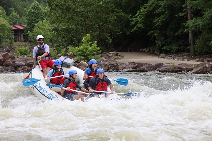 Ocoee River Middle Whitewater Rafting Trip (Most Popular Tour)