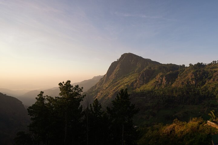 Discover Ella - Ella Rock, Little Adam's Peak & Nine Arch Bridge