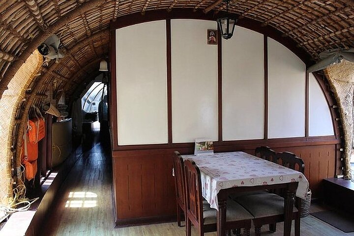 Trivandrum Private Tour: Overnight Alleppey Backwaters Houseboat Cruise